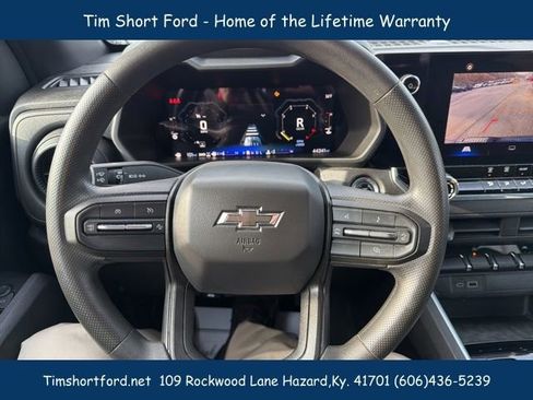 Used 2024 Chevrolet Colorado Trail Boss image 17