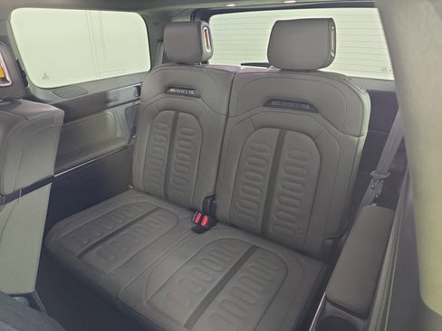 Used 2023 Rivian R1S Adventure image 22