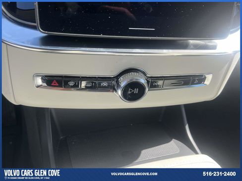 Used 2026 Volvo XC90 B6 Ultra w/ Protection Package AWD/4WD image 32