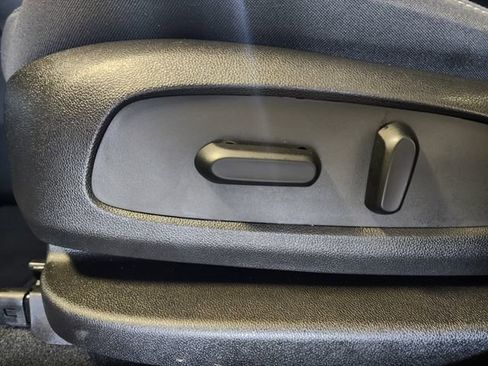 Used 2019 GMC Acadia SLE w/ Driver Alert Package I image 14