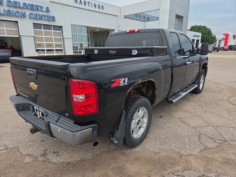 Used 2013 Chevrolet Silverado 1500 LT w/ All-Star Edition AWD/4WD image 5