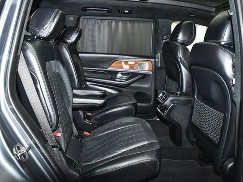 Used 2024 Mercedes-Benz GLS 63 AMG 4MATIC image 52