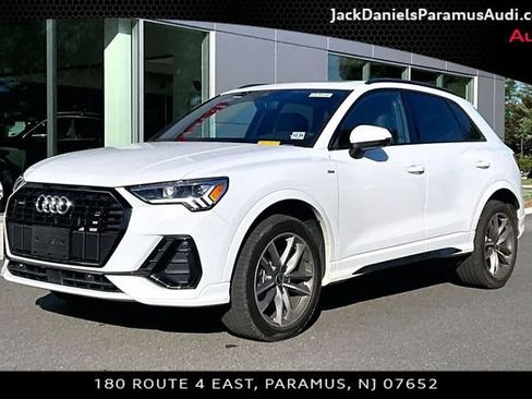 Used 2024 Audi Q3 2.0T Premium Plus AWD/4WD image 1