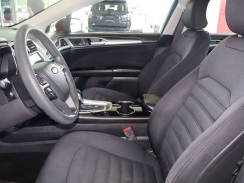 Used 2015 Ford Fusion SE FWD image 14