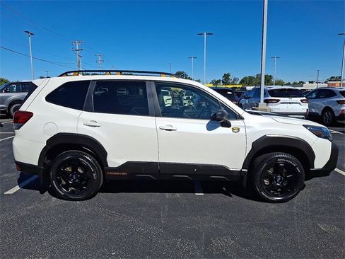 Used 2022 Subaru Forester Wilderness w/ Wilderness Package image 7
