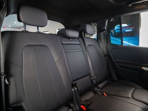Certified 2022 Mercedes-Benz GLB 250 4MATIC image 32