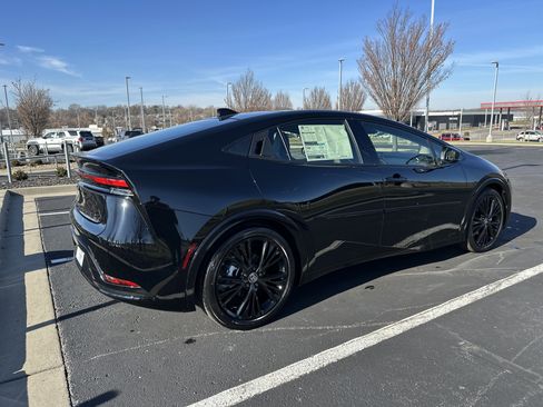 New 2026 Toyota Prius AWD image 6