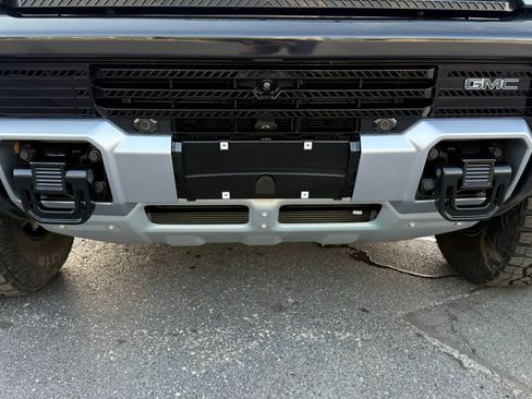 Used 2024 GMC Hummer EV 3X w/ Omega Edition AWD/4WD image 43