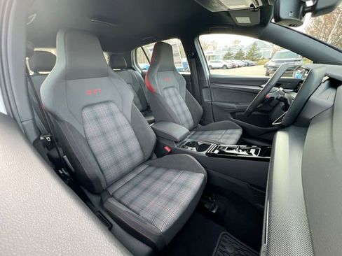 New 2026 Volkswagen GTI S image 23