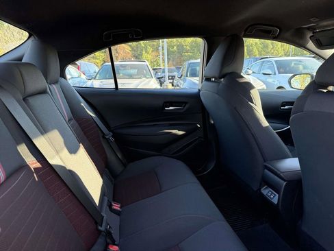 Used 2025 Toyota Corolla SE image 15