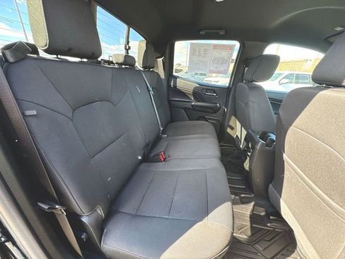 Used 2023 Chevrolet Colorado LT w/ LT Convenience Package II image 26