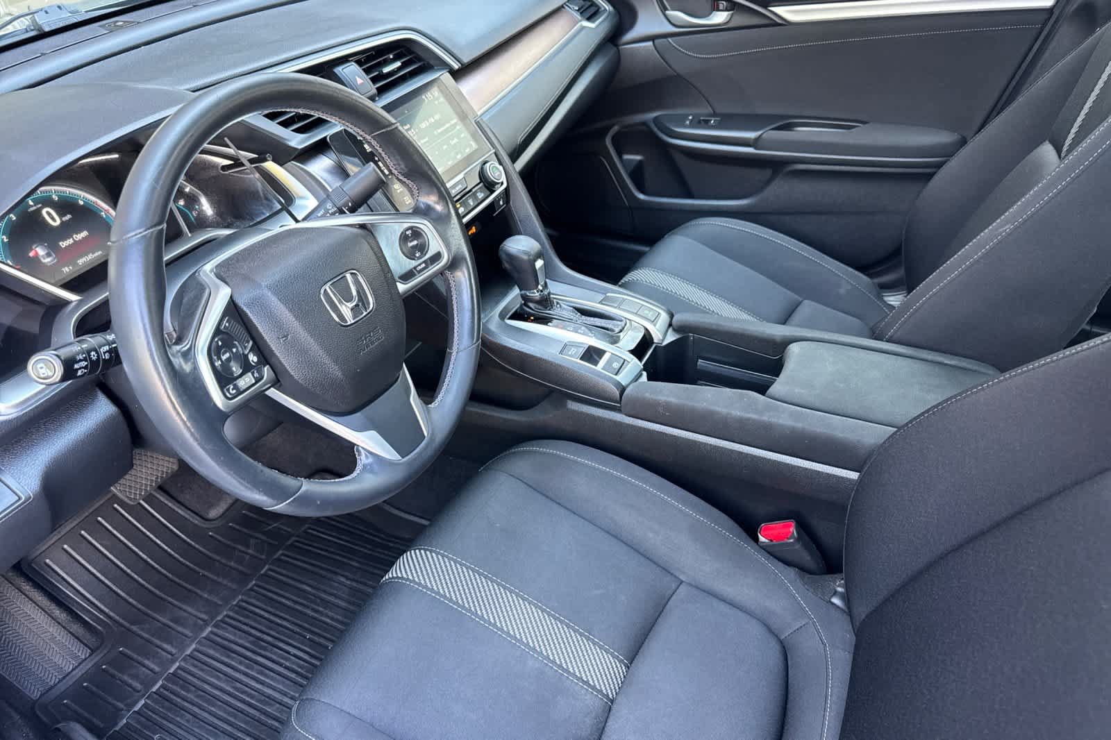 Used 2018 Honda Civic EX-T image 11
