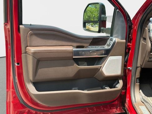 Used 2025 Ford F350 King Ranch AWD/4WD image 17