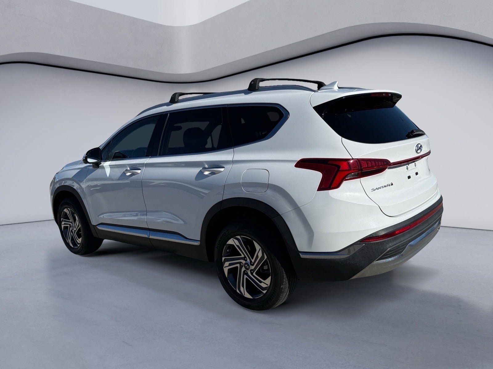 Used 2023 Hyundai Santa Fe SEL w/ Premium Package AWD/4WD image 3