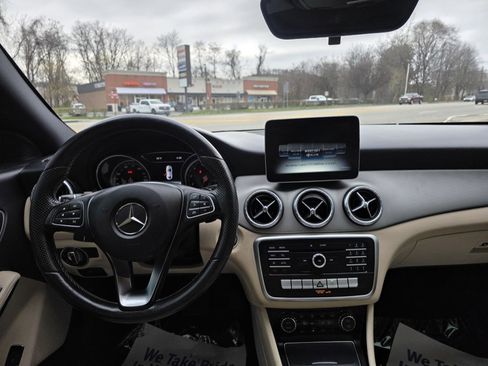 Used 2019 Mercedes-Benz CLA 250 4MATIC image 13