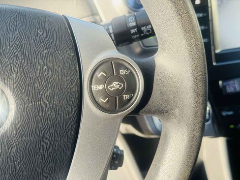 Used 2014 Toyota Prius V Two image 23