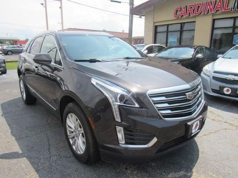 Used 2019 Cadillac XT5 AWD image 2