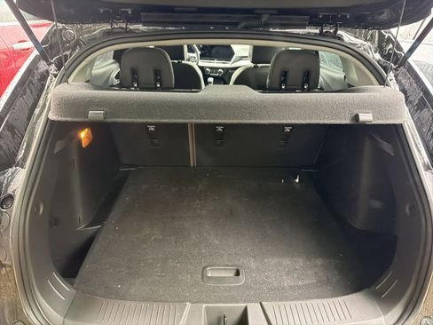 Used 2025 Chevrolet Trax ACTIV w/ Sunroof Package FWD image 7