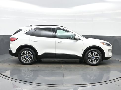 Used 2022 Ford Escape SEL AWD/4WD image 7