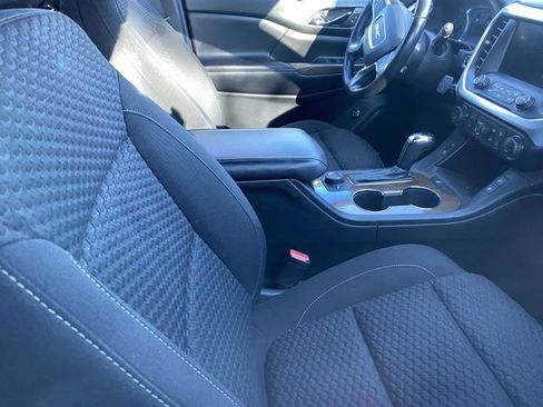 Used 2018 GMC Acadia SLE w/ Driver Alert Package I FWD image 9