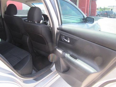 Used 2017 Nissan Altima 2.5 S w/ Power Driver Seat Package FWD image 15