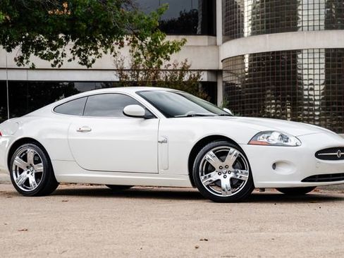 Used 2007 Jaguar XK XK image 33