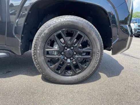 Used 2022 Toyota Tundra Limited AWD/4WD image 40