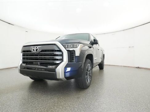 New 2026 Toyota Tundra Limited AWD/4WD image 32