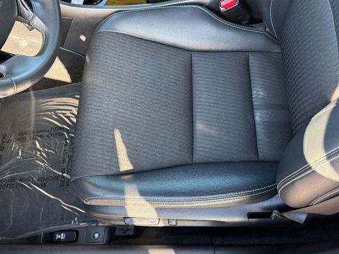 Used 2017 Honda Accord Sport image 16