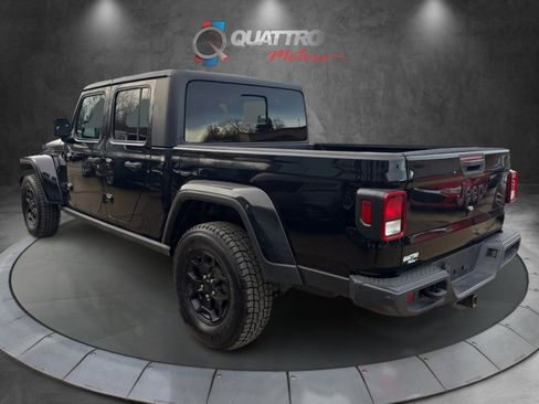 Used 2021 Jeep Gladiator Sport image 3