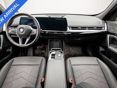 Used 2025 BMW X1 xDrive28i w/ Convenience Package AWD/4WD image 10