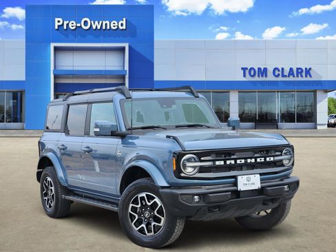 Used 2023 Ford Bronco Outer Banks image 1
