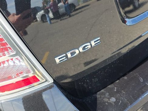 Used 2010 Ford Edge SEL FWD image 6