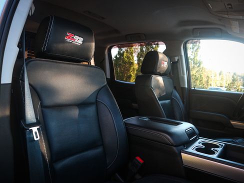 Used 2019 Chevrolet Silverado 2500 LTZ w/ Duramax Plus Package image 32