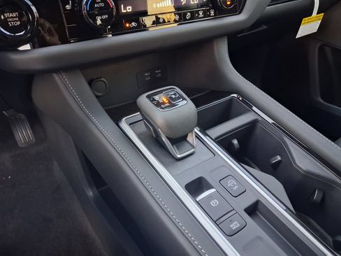 New 2026 Nissan Pathfinder SV FWD image 9