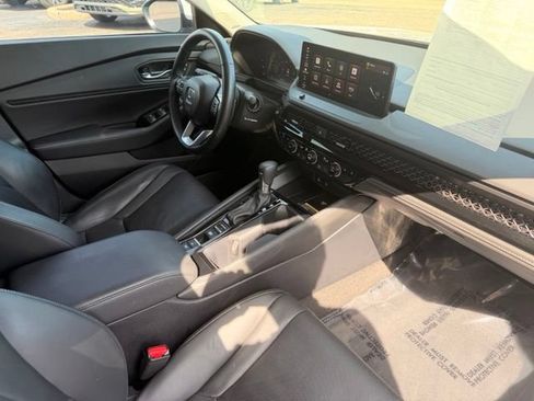 Used 2024 Honda Accord Touring image 16