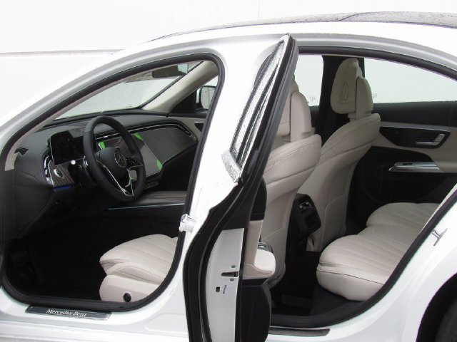 Certified 2026 Mercedes-Benz E 350 4MATIC Sedan image 13