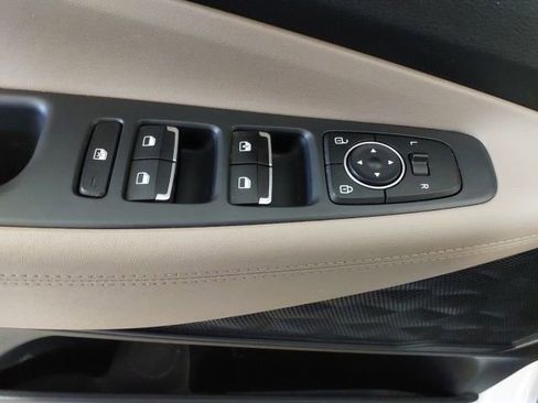 Used 2022 Hyundai Santa Fe SE AWD/4WD image 16