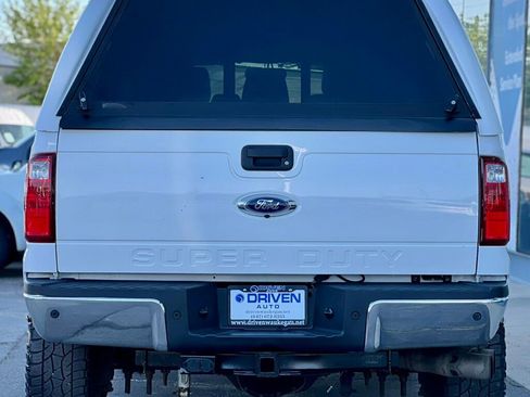 Used 2015 Ford F250 Lariat w/ Lariat Interior Package AWD/4WD image 4