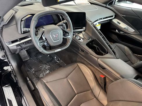 Used 2025 Chevrolet Corvette E-Ray AWD/4WD image 2