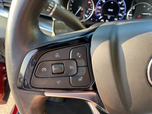 Used 2024 Buick Enclave Premium image 25