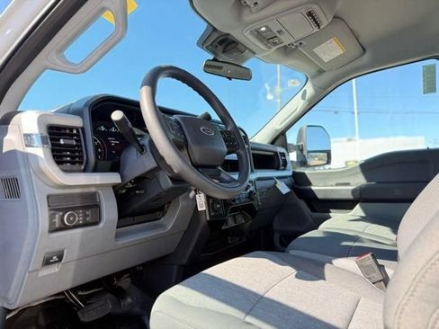 New 2026 Ford F250 XL w/ XL Chrome Package AWD/4WD image 14