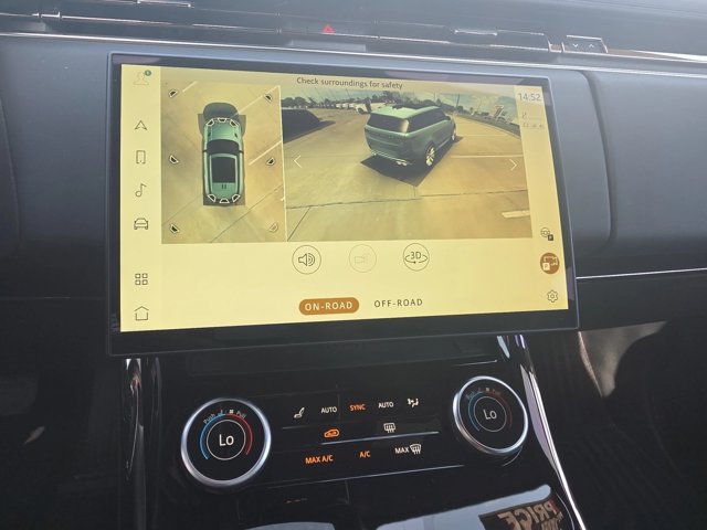 Used 2023 Land Rover Range Rover Sport SE AWD/4WD image 12