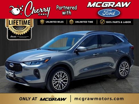 Used 2024 Ford Escape SE FWD image 1