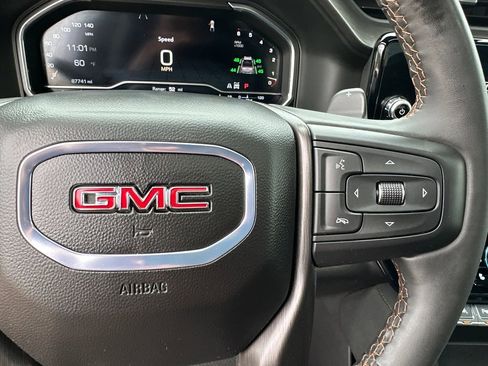 Used 2024 GMC Sierra 1500 AT4 w/ Technology Package AWD/4WD image 27