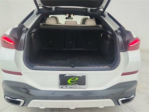 Used 2023 BMW X6 xDrive40i w/ Executive Package image 14