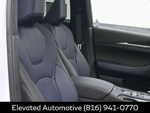 Certified 2026 INFINITI QX60 Sport w/ Dark Cargo Package AWD/4WD image 8