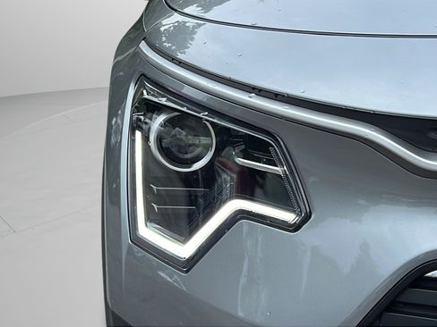 New 2026 Kia Niro LX FWD image 23