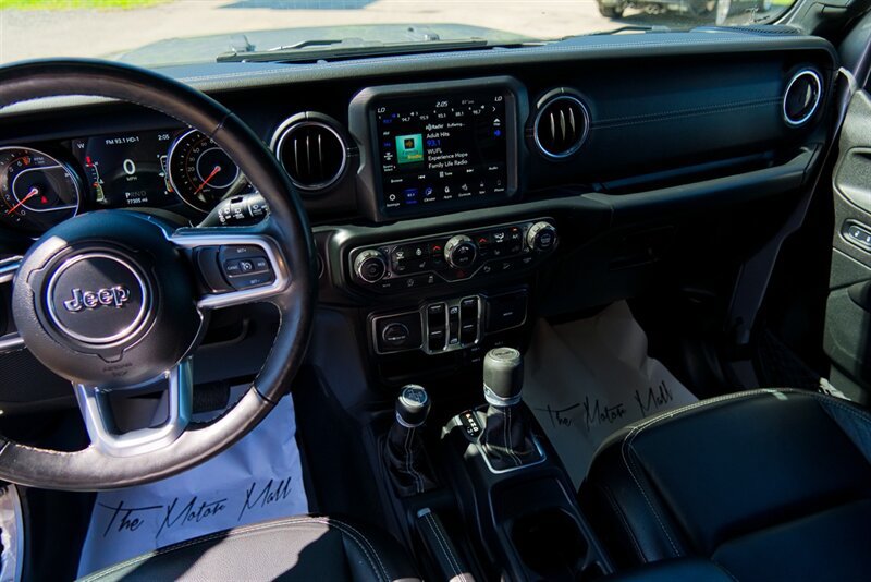 Used 2019 Jeep Wrangler Unlimited Sahara AWD/4WD image 34