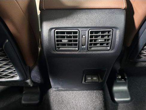 Used 2023 Toyota 4Runner Limited image 18